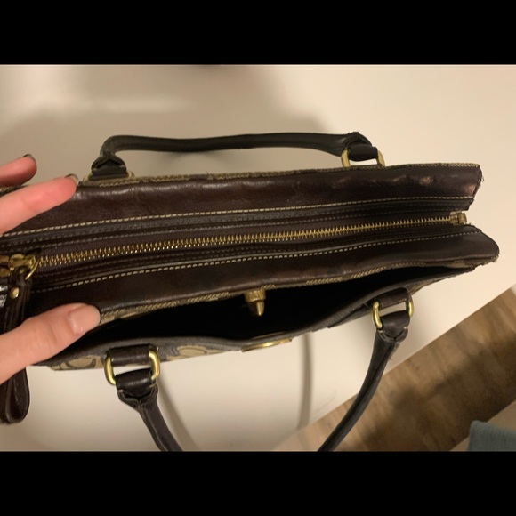 Authentic Coach bag. Great conditions. - Picture 6 of 8